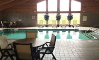 AmericInn by Wyndham Northfield - Pools