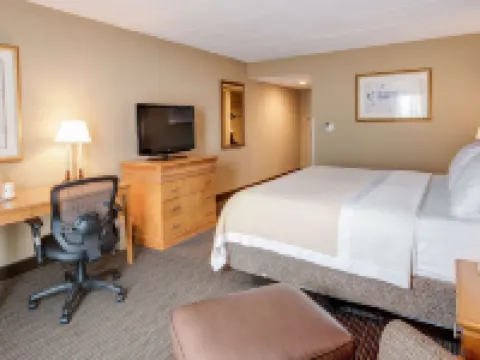 Days Hotel by Wyndham Toms River Jersey Shore Hotels in Ocean County