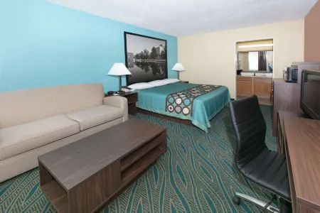 Super 8 by Wyndham Duncan