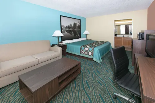 Super 8 by Wyndham Duncan Hotels in Duncan