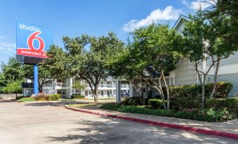 Studio 6 Dallas, TX - Northwest