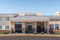 Days Inn by Wyndham Minot Hotels in Minot