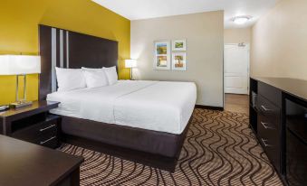 La Quinta Inn & Suites by Wyndham Artesia