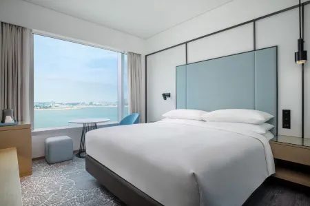 Four Points by Sheraton Hong Kong Tung Chung