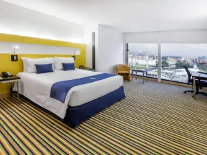 Wyndham Bogota
