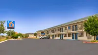 Motel 6 Tucumcari, NM Отели в г. Тукумкэри