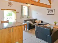 Yew Tree Cottage Hotels in South Lakeland District