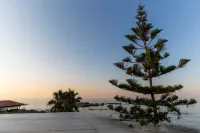 Kalamaki Luxury Suites - 4-Star