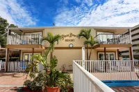 Plaza Beach Hotel - Beachfront Resort Hotels in St. Pete Beach