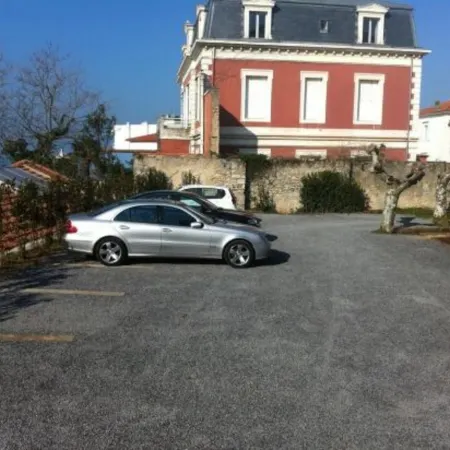 Hotel de Silhouette