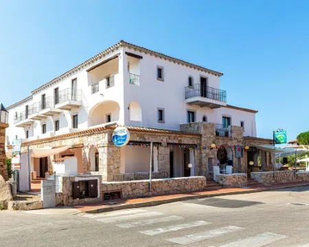 Hotel il Faro di Molara Hotels in Porto San Paolo