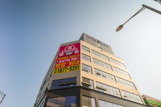 Siheung Hotel Wave Hotels near Oido Red Lighthouse, Gyeonggi-do