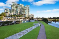 Pelican Waters Resort
