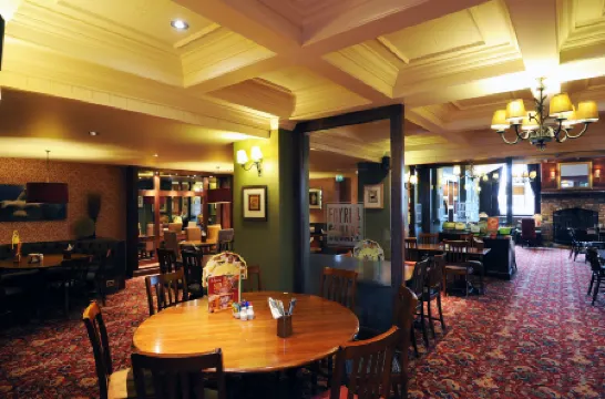 Northampton South (Wootton) Отели рядом с достопримечательностью «Университет Нортгемптон»