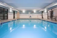 Holiday Inn Express & Suites GRAND JUNCTION by IHG - Swimmingpools