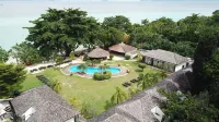 The Reef Resort - piscina
