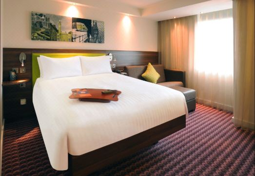 호텔 객실 내부