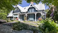 Orari Boutique Hotel