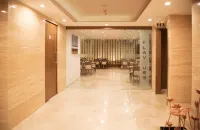 V7 Hotel