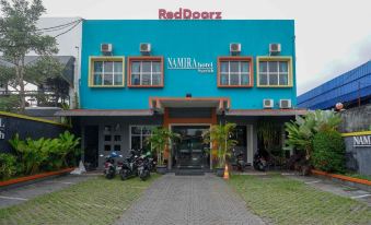 RedDoorz Syariah at Namira Hotel