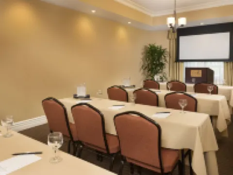 Ayres Hotel Orange Hotels in Orange