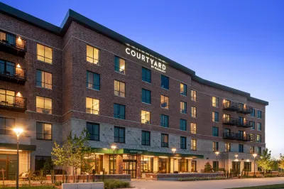 Courtyard Houston Northeast Hotels near Bordersville Park