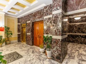 Nizami Street Royal Luxury Apartment