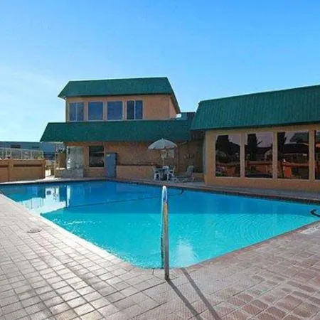 Quality Inn & Suites Airport