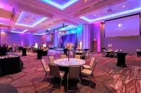 DoubleTree by Hilton Evansville Hotels in Henderson