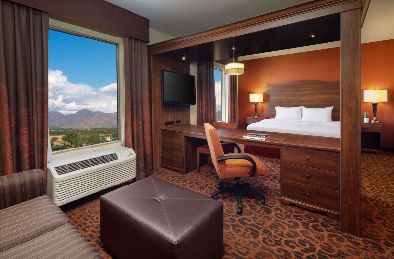 Hampton Inn & Suites Scottsdale at Talking Stick