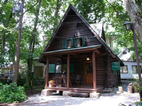 Hakuba Mominoki Hotel 白馬樅の木ホテル