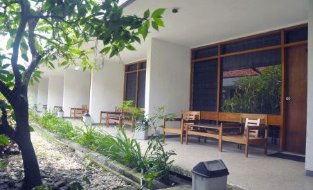 Hotel Aman Karanganyar - Housity