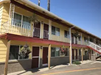 Super 8 by Wyndham Ontario Hotels in der Nähe von Treasure Valley Community College