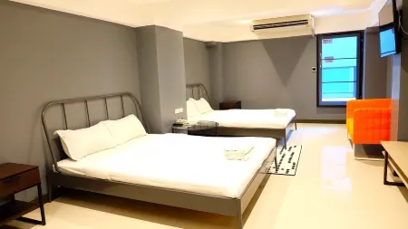 Cloud 9 Lodge