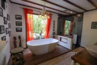Joglo Exotico Hotel a Bumiaji