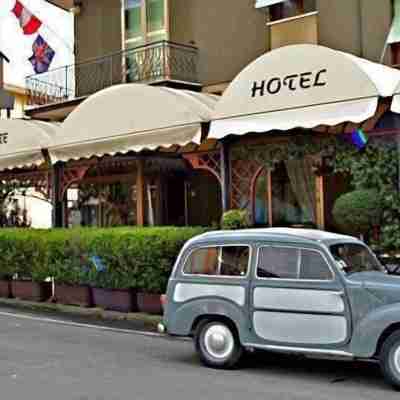 Hotel Chenno Hotel Exterior