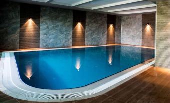 Grand Aga Hotel - Housity