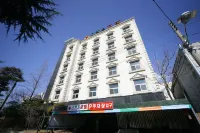 New Grand Hotel