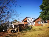 The Homestead Guest House and S-Catering Các khách sạn ở Geluksburg