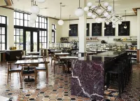 Hotel Californian - Desayuno