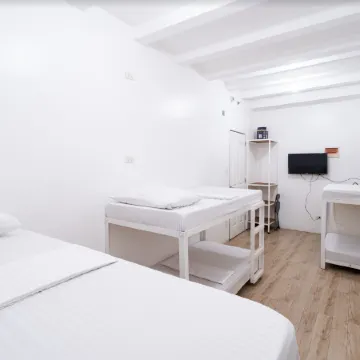 Pasay Centrale Hotel