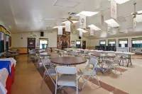 Wilderness Lakes RV Resort - Swimmingpools