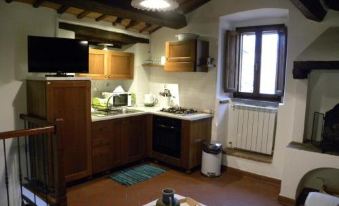 Rustic, Cozy and Quaint 1 Bedroom Apartment in the Heart of Cortona