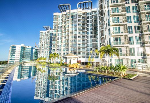 C스위트 앳 8 뉴타운 레지던스