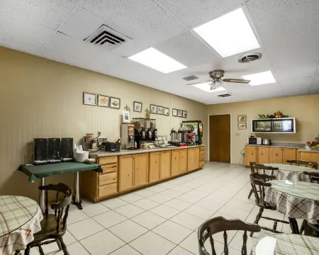 Econo Lodge Salina Scenic Route 89 & I-70