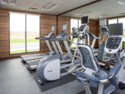 フェアフィールド イン & スイーツ  スーフォールズ エアポート スーフォールズのホテル