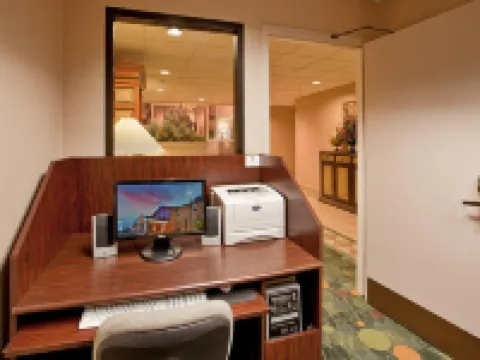 Holiday Inn Express & Suites BATESVILLE by IHG Hotels in Batesville