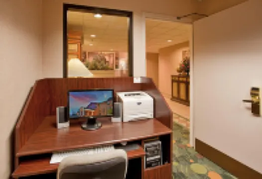 Holiday Inn Express & Suites BATESVILLE by IHG