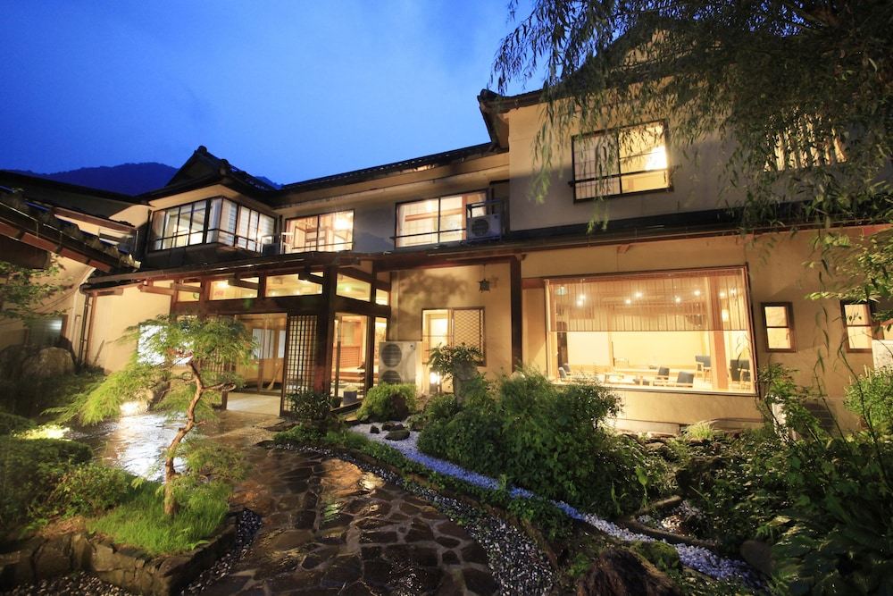 Mikasa Japanese style Inn