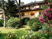 Cazaudehore, hôtel de Charme au Vert Hotels in Maisons-Laffitte